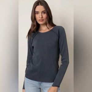 NWOT Cyrus Women's Raw Seam Rib Long Sleeve Tee - Medium - Steel color